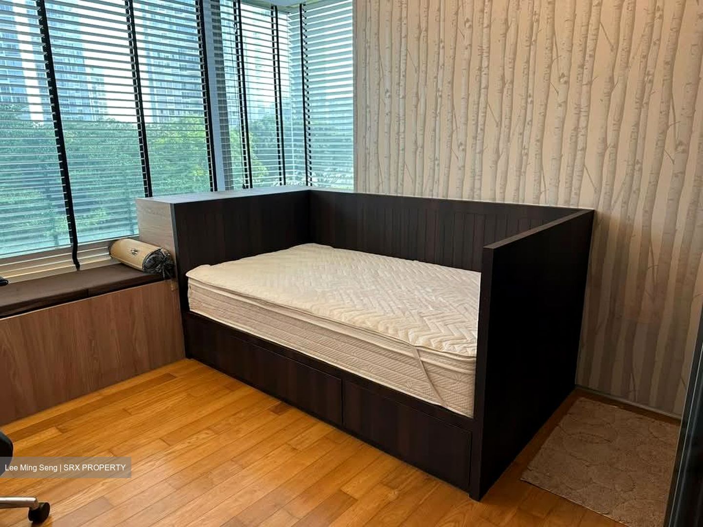 SilverSea (D15), Condominium #599704641